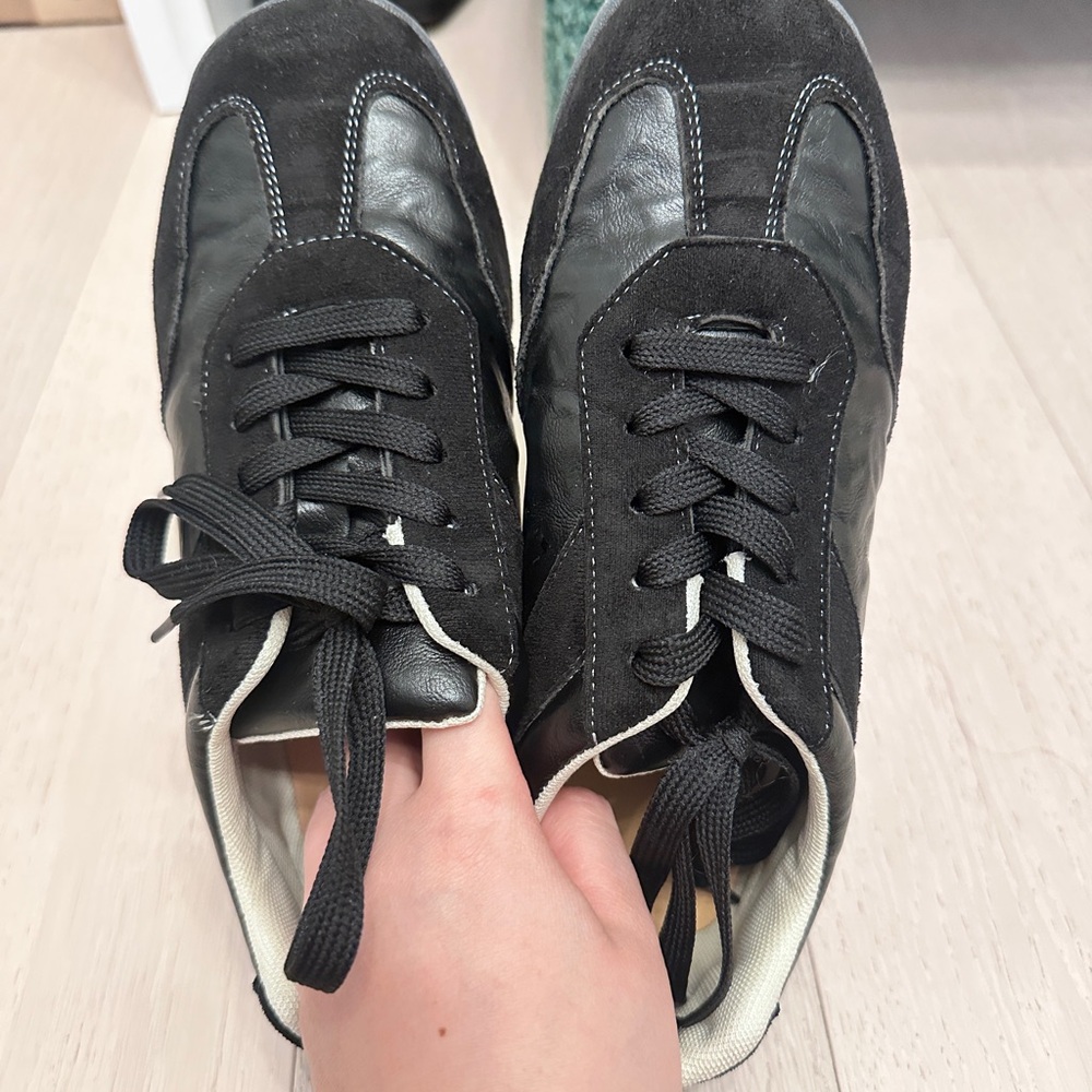 Black Lace-Up trainer Sneakers suede and faux leather